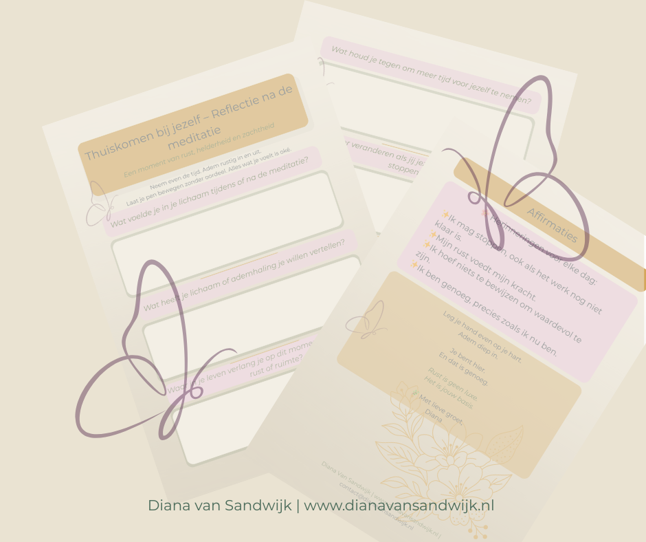 Voorbeeld van het reflectieblad bij de gratis ontspanningsmeditatie – rust, helderheid en zachtheid op papier.